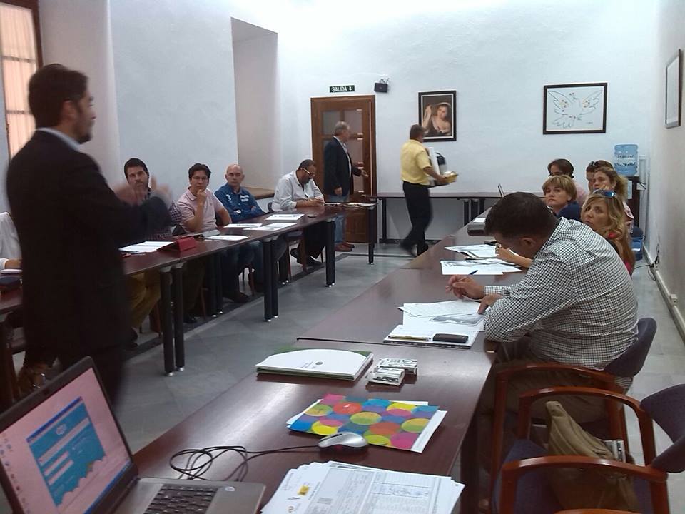 Liderazgo Pedagógico para la Innovación Educativa en los Centros ACES